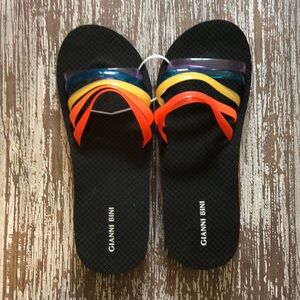 🌈🌈🌈 Gianni Bini sandals